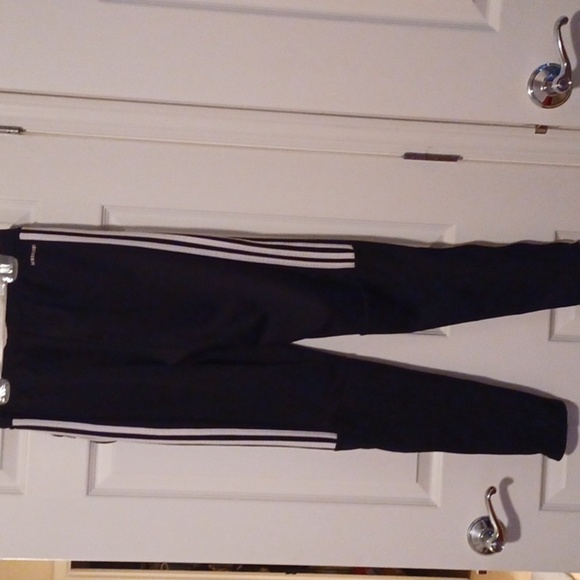 🌺Adidas Kids Navy Joggers with White Logo - Picture 5 of 7